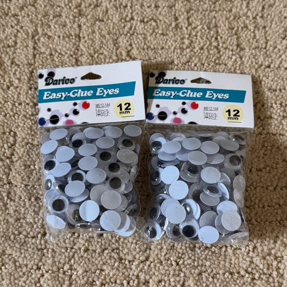Googly Eyes - Picture 1 of 2